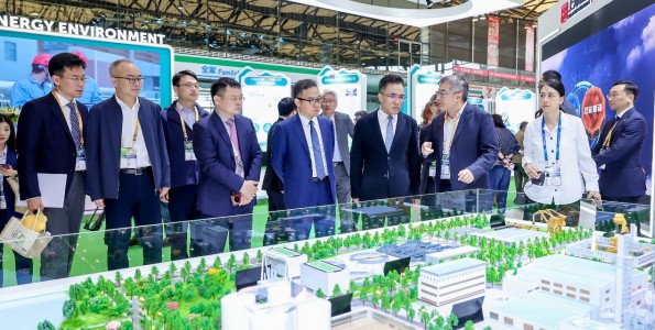 ϺݡۻƼɫ¶ 26컷չֻƼ·